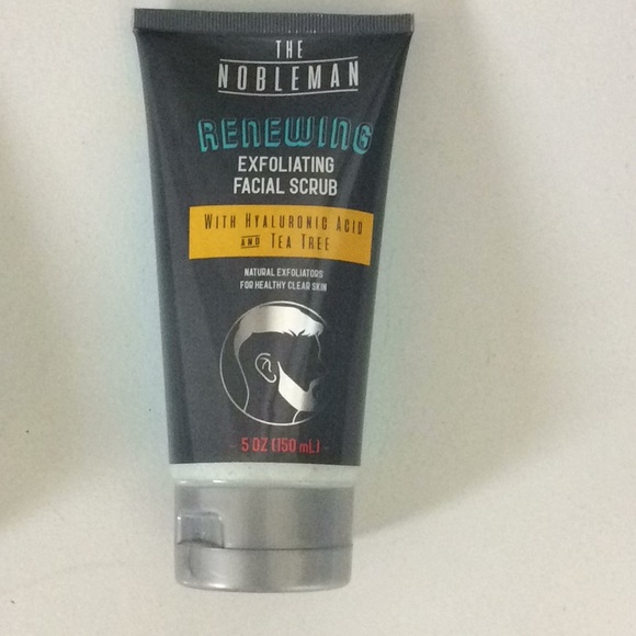 The Nobleman Fresh Start Face Beard wash & Scrub - Picture 4 of 6